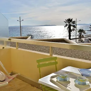 Appartement Le Lavandou, 1 Pièce, 4 Personnes - Fr-1-251-263